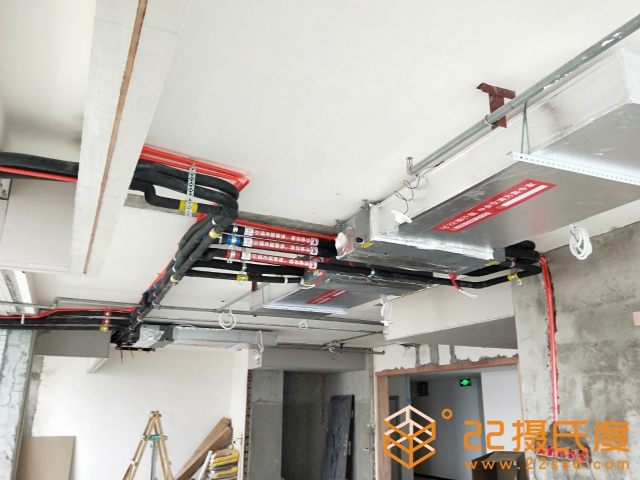 泰合.国际财富中心6栋美的中央空调一拖五中央空调安装案例